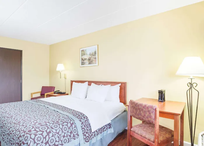 Days Inn By Wyndham Athens