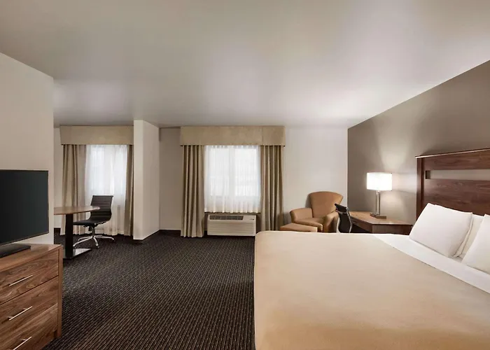 Baymont By Wyndham Buffalo