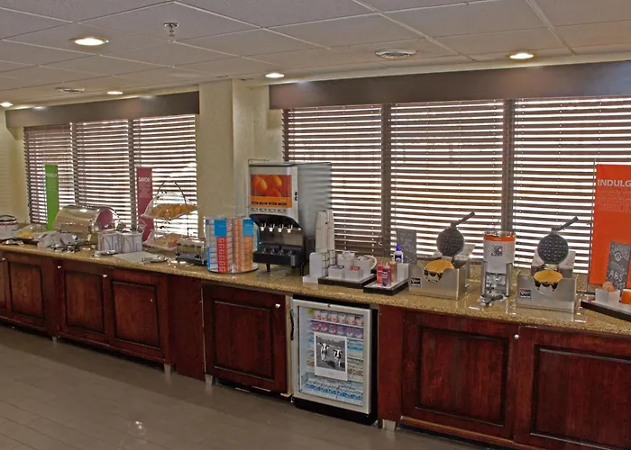 Hampton Inn Norfolk/Chesapeake - Greenbrier Area