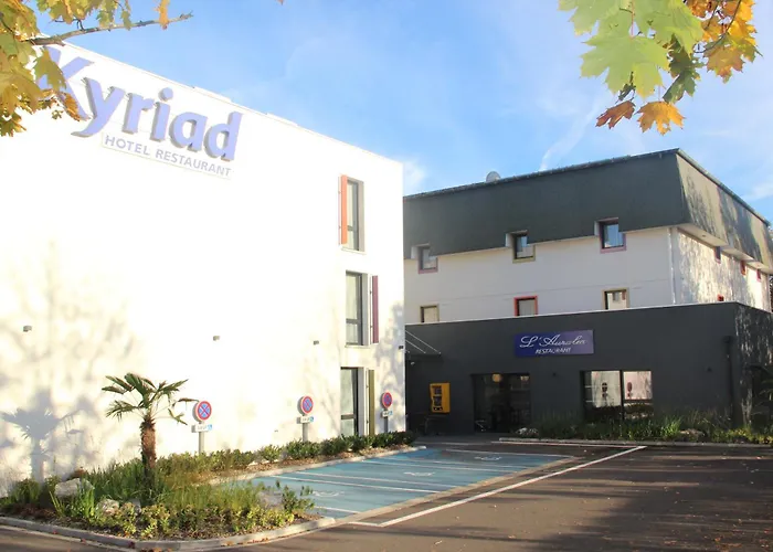 Kyriad Saint Quentin En Yvelines - Montigny
