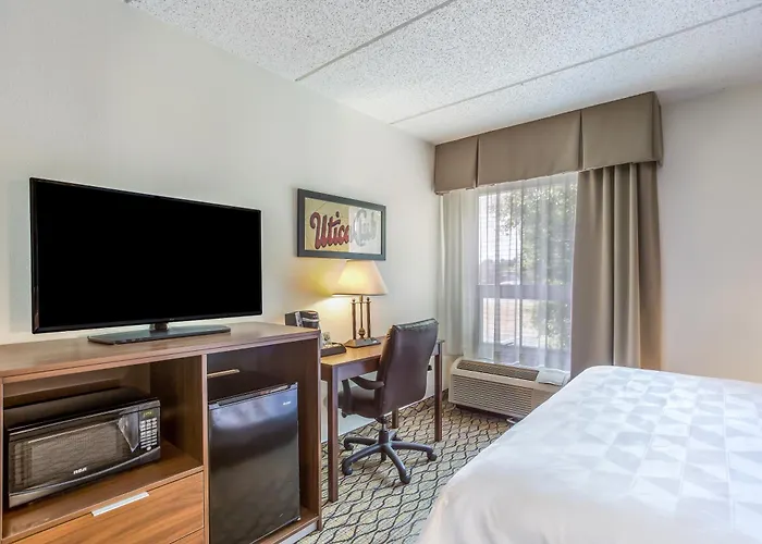 Burrstone Inn, An Ascend Collection Hotel