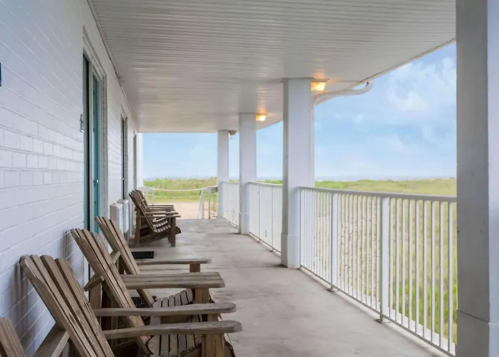 Days Inn By Wyndham Kill Devil Hills Oceanfront - Wilbur