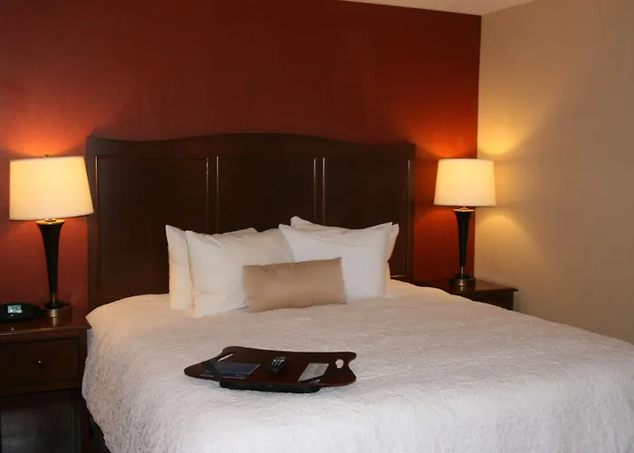 Hampton Inn And Suites Peru