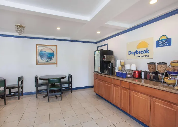 Days Inn By Wyndham Orange Anaheim