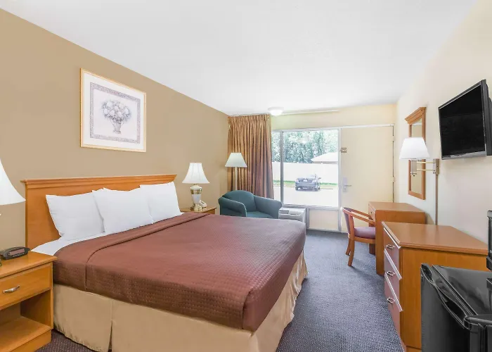 Days Inn By Wyndham Christiansburg