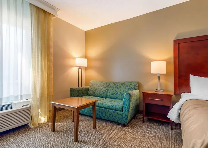 Quality Inn & Suites Olde Town