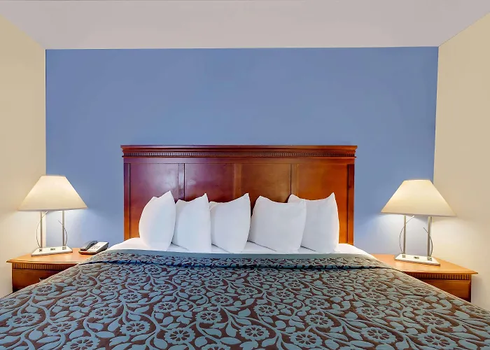 Days Inn By Wyndham Shrewsbury Worcester