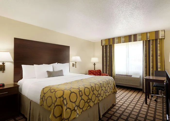 Baymont By Wyndham Salina