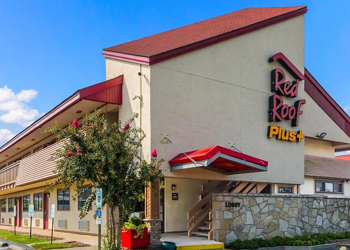 Red Roof Inn Plus+ Nashville North Goodlettsville