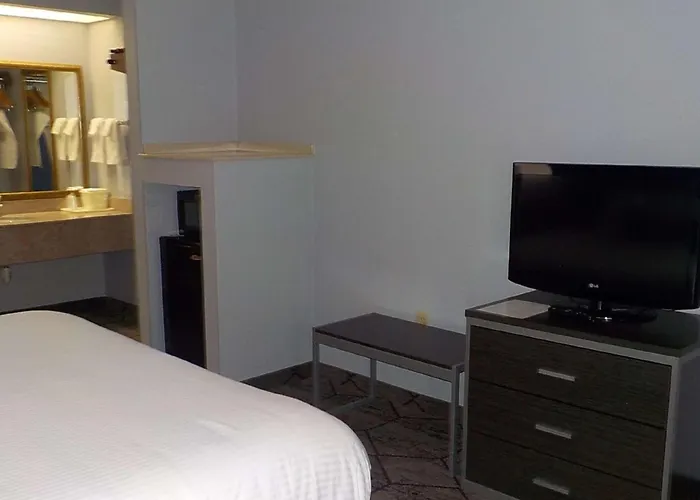 Surestay Plus Hotel By Best Western Warner Robins Afb