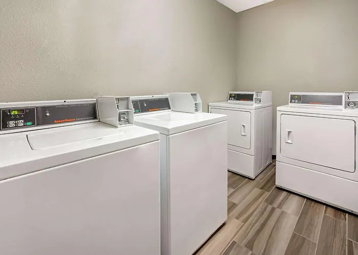 La Quinta Inn & Suites By Wyndham Tacoma - Seattle
