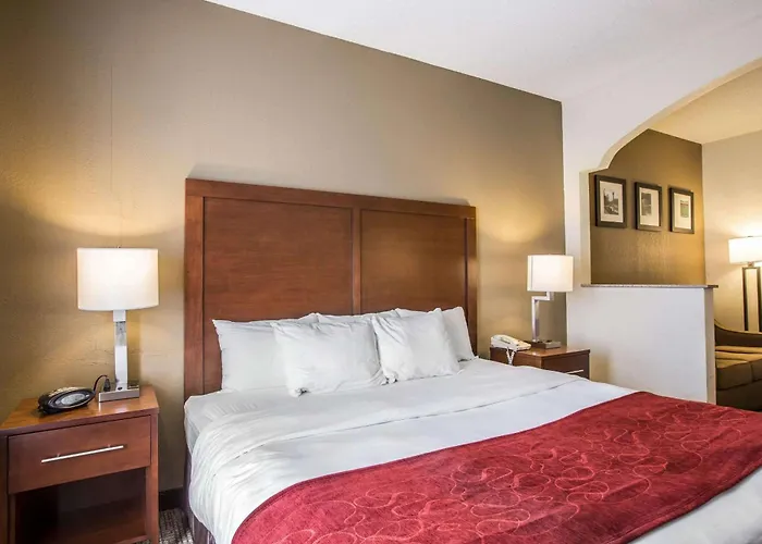 Quality Suites Morristown West