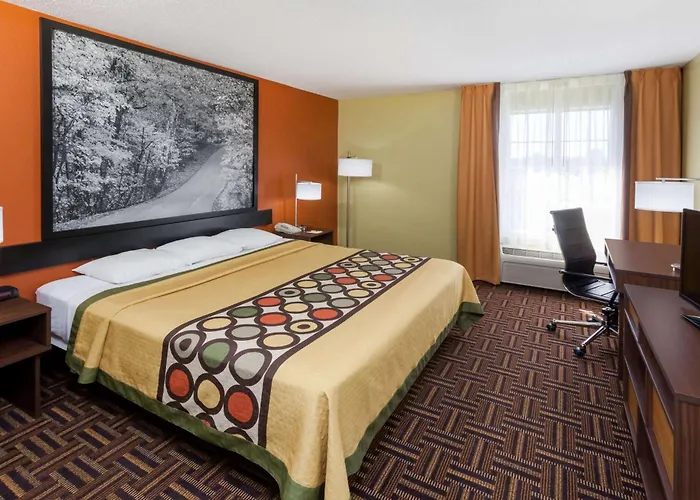Super 8 By Wyndham Rochester