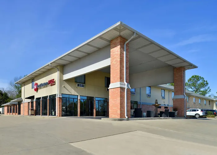 Best Western Plus Two Rivers Hotel & Suites