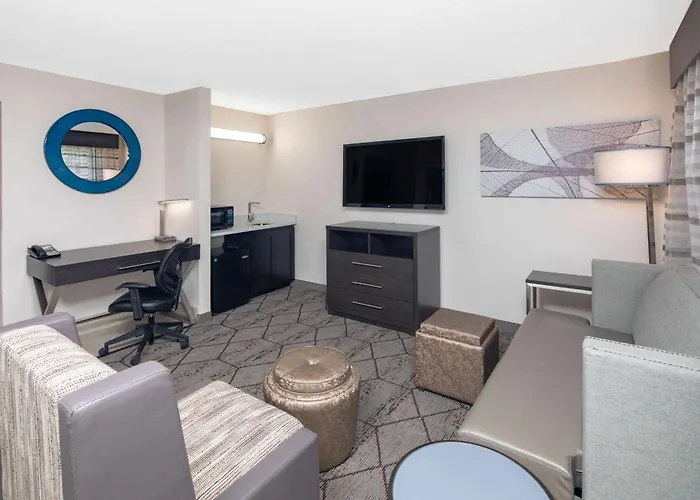 Wingate By Wyndham Greenville Airport