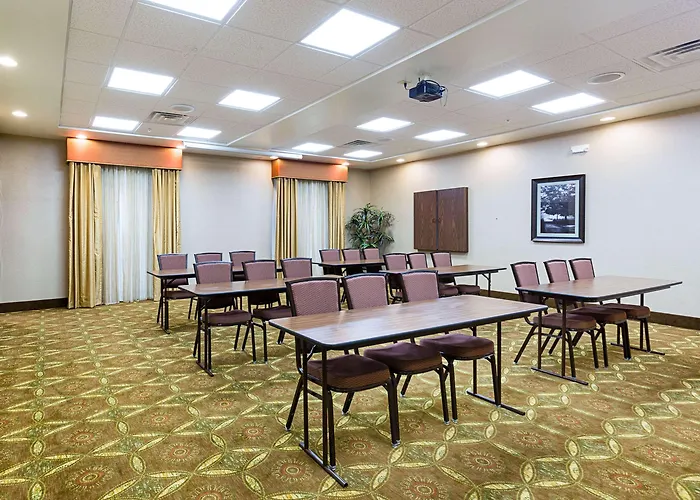 Comfort Suites