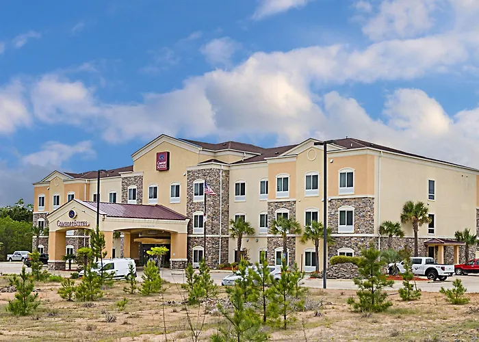 Comfort Suites