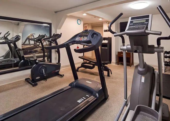 Best Western Plus Coastline Inn
