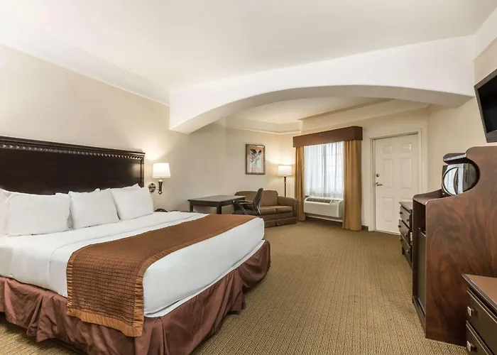 Baymont By Wyndham Galveston