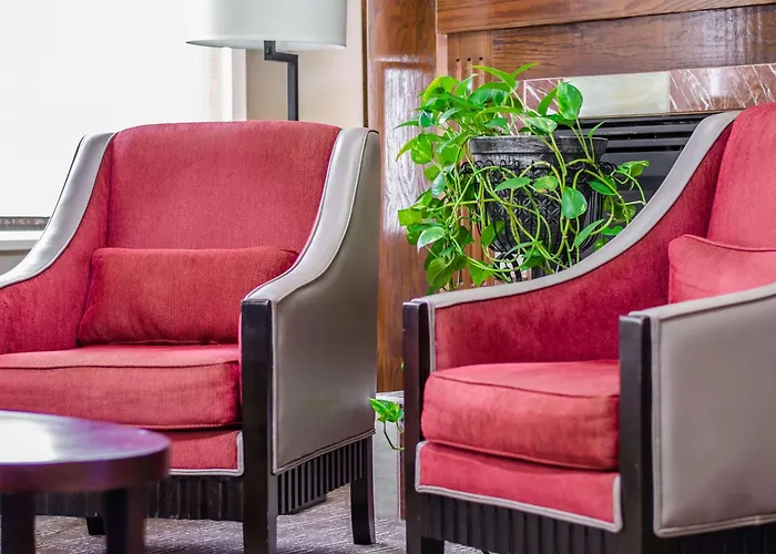 Quality Suites St. Joseph