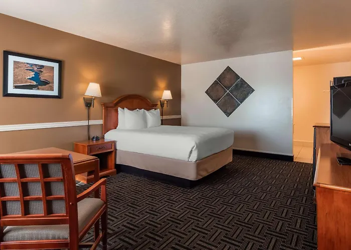 Best Western Paradise Inn