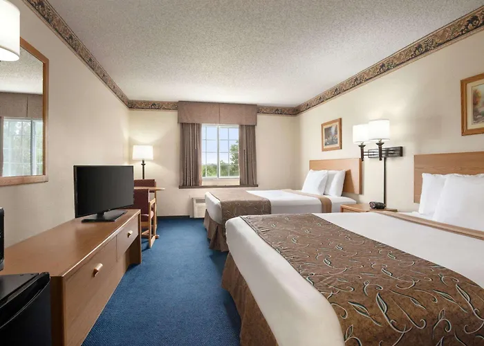 Travelodge By Wyndham Fort Scott