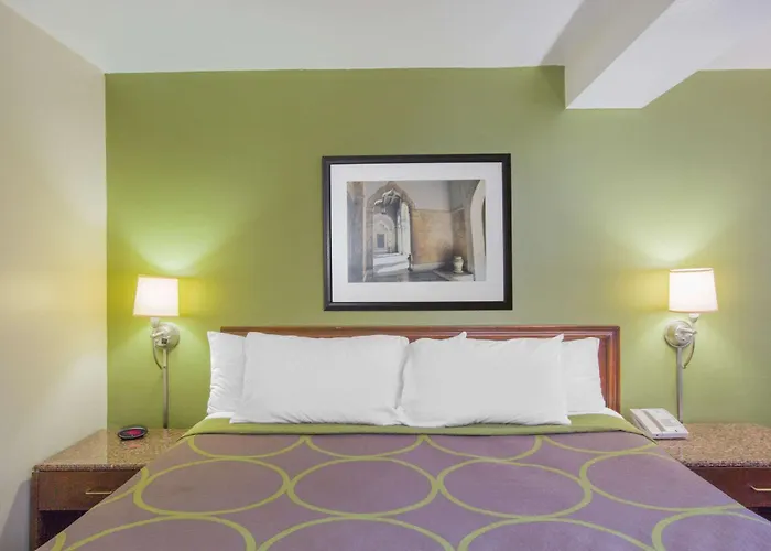 Super 8 By Wyndham Jasper
