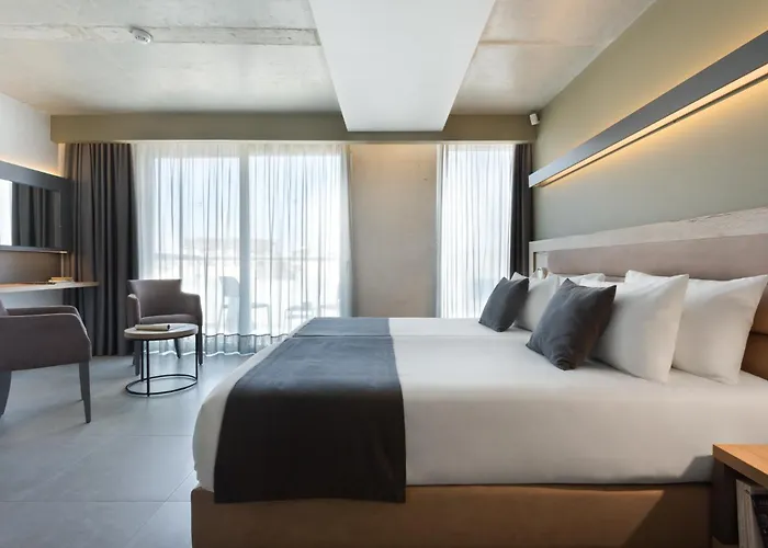 Azur Hotel by ST Hotels