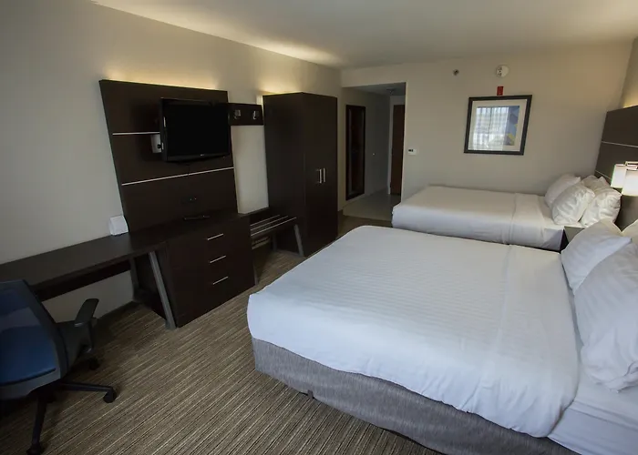 Holiday Inn Express Wilmington By Ihg