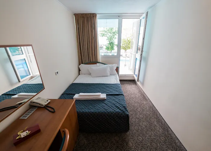 Bavaria Blu Hotel And Conference Centre