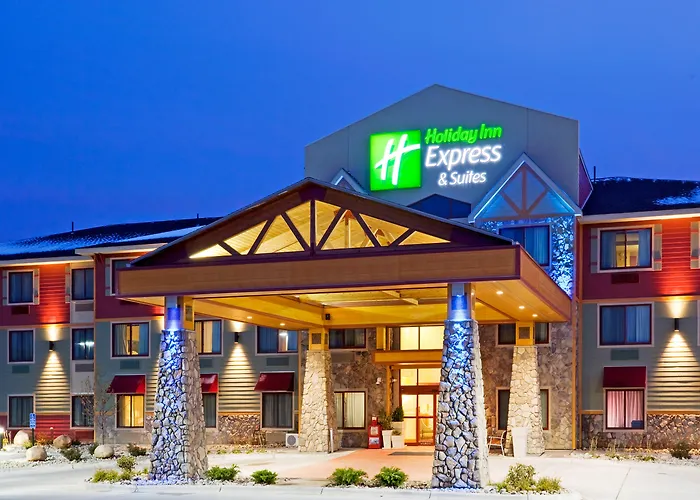 Comfort Inn & Suites Mountain Iron And Virginia