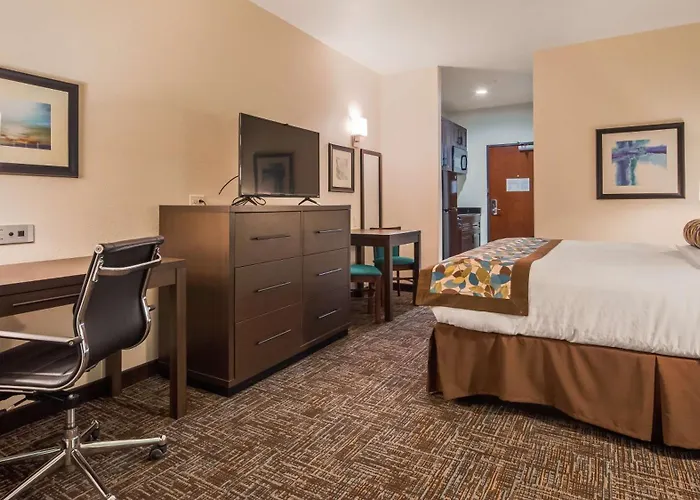 Best Western Plus/Executive Residency Elk City