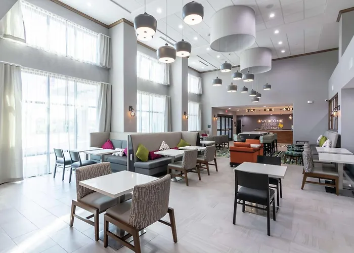 Hampton Inn & Suites Dallas East