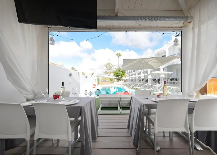 Vista Bonita - Gay And Lesbian Only Resort (Adults Only)