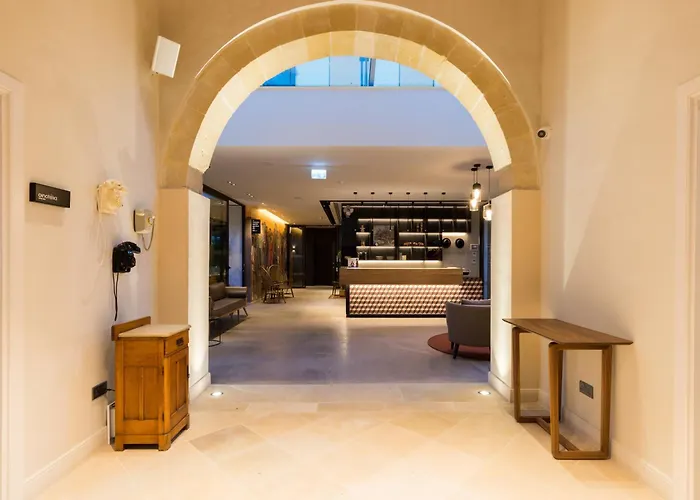 Hotel Indigo Larnaca By Ihg-Adults Only
