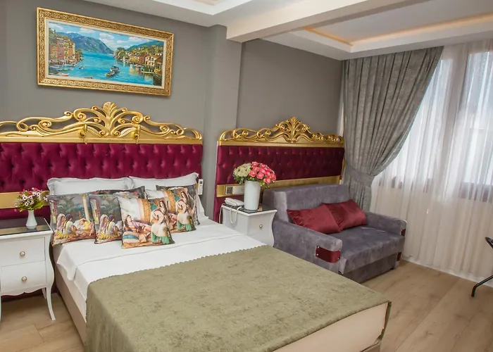 Atlantis Royal Hotel