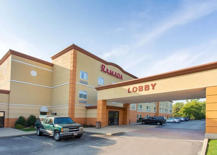Ramada By Wyndham Glendale Heights/Lombard