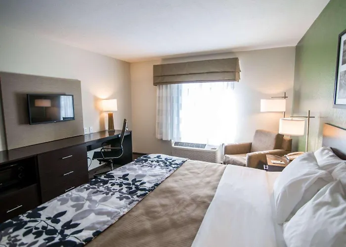 Sleep Inn & Suites Garden City