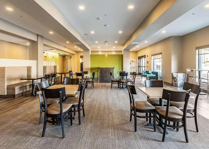 Sleep Inn & Suites Mt Hope Near Auction & Event Center