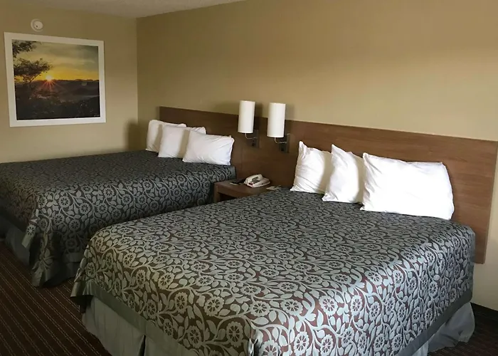 Days Inn By Wyndham Lexington-Columbia
