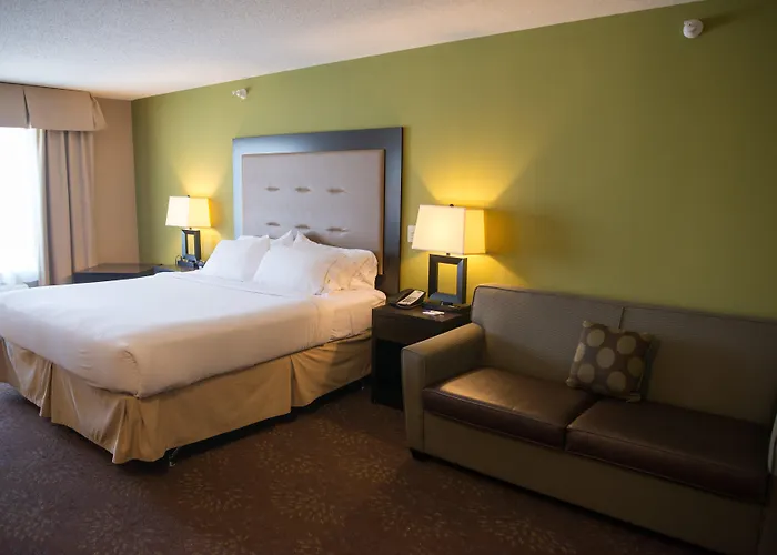 Holiday Inn Express & Suites Northwood
