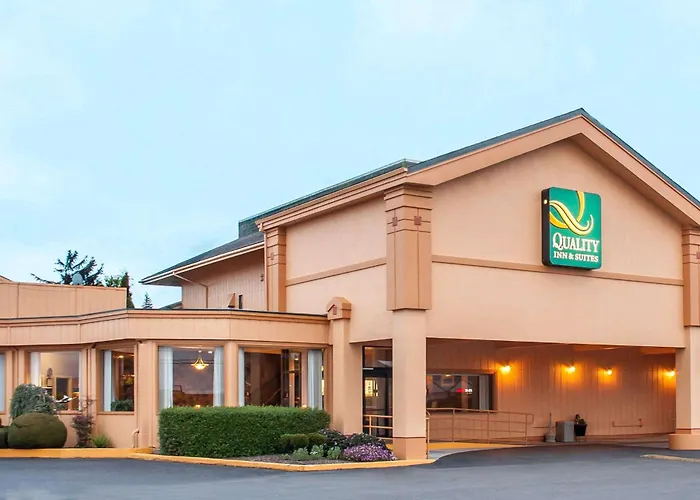 Quality Inn & Suites At Coos Bay