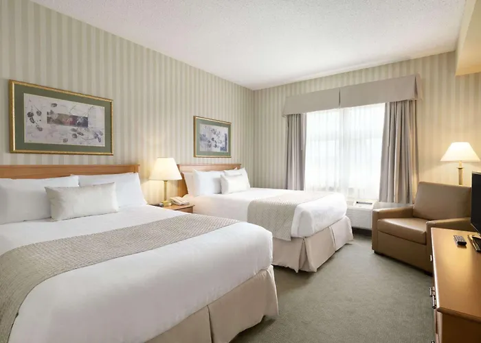 Days Inn By Wyndham Orillia
