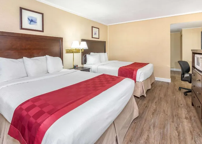Ramada By Wyndham Coquitlam