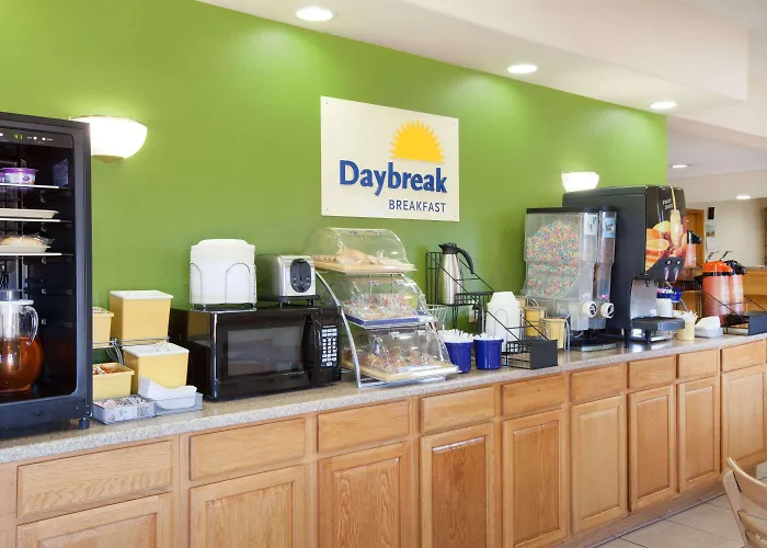 Days Inn By Wyndham Centerville