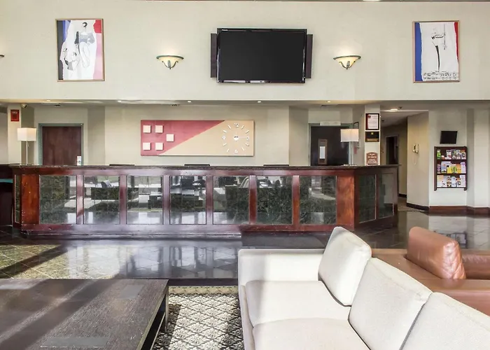 Clarion Hotel & Conference Center