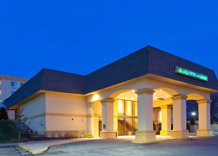Baymont By Wyndham White Plains - Elmsford