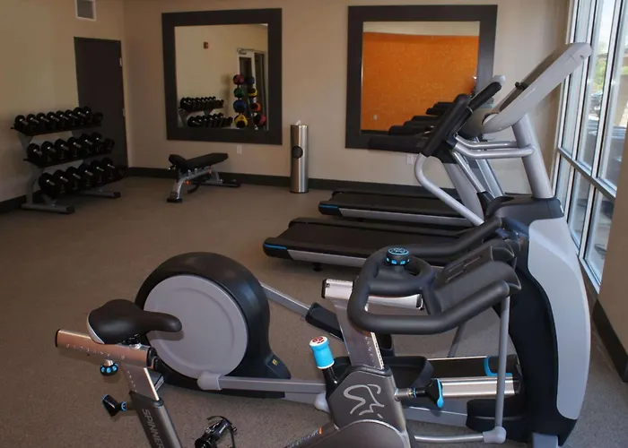 La Quinta Inn And Suites By Wyndham Bloomington