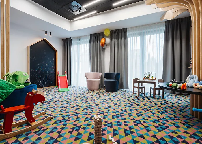 Garden Square Hotel