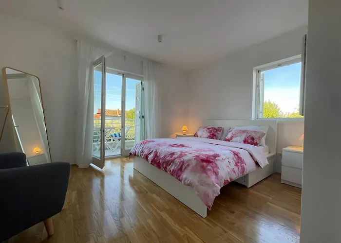 Apartments Mali Ivo